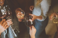 6 ερυθρές ετικέτες για τα χειμωνιάτικα βράδια