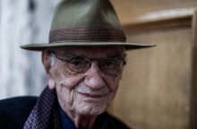 Βασίλης Βασιλικός