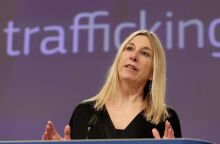 ΕΕ: Στην Ελλάδα η Ντάιαν Σμίτ, Ευρωπαία Συντονίστρια κατά του τράφικινγκ - Συνεργασία με το υπουργείο Μετανάστευσης ενάντια στο έγκλημα της εμπορίας ανθρώπων.