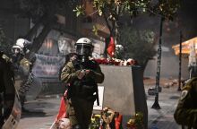 Αλέξανδρος Γρηγορόπουλος: Πορείες για τα 15 χρόνια από τη δολοφονία του - 163 προσαγωγές και 30 συλλήψεις σε Αθήνα και Θεσσαλονίκη για επεισόδια.  