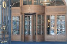 Βρέθηκε το δαχτυλίδι αξίας 750.000€ που είχε χαθεί στο Ritz του Παρισιού 