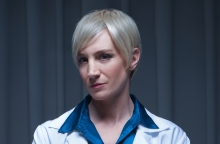 H Στεφανία Γουλιώτη στην παράσταση "The Doctor"