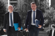 Διακόσια ονόματα χούλιγκαν έδωσαν Οικονόμου και Βρούτσης στην εισαγγελία Αρείου Πάγου