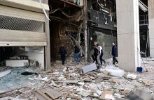 Βομβαρδισμένο τοπίο η Φίλωνος μετά την ισχυρή έκρηξη στον Πειραιά © Eurokinissi/Μιχάλης Καραγιάννης