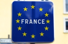 Γαλλία: Αυστηρότερα μέτρα για την παράτυπη μετανάστευση