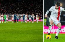 Premier League: Νοσηλεύεται σε σταθερή κατάσταση ο αρχηγός της Λούτον, Τομ Λόκιερ, ο οποίος υπέστη καρδιακή ανακοπή και κατέρρευσε στο γήπεδο.