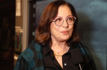 Η Χάρις Αλεξίου