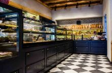 «Ολύρα, άρτος και γλυκίσματα»