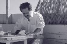 Ο Μίμης Ανδρουλάκης «κάτω από τις στάχτες»