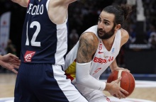 Ο Ρίκι Ρούμπιο σε φάση κατά τη διάρκεια αγώνα