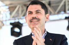 Μουράτ Κουρούμ: Ποιος είναι ο εκλεκτός του Ερντογάν για την Κωνσταντινούπολη