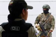 Ισημερινός: Απελευθέρωση 178 σωφρονιστικών υπαλλήλων – Κρατούνταν όμηροι σε φυλακές - Αλυσιδωτές εξεγέρσεις κρατουμένων μετά την απόδραση αρχηγού συμμορίας.