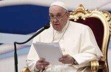 Πάπας: Καθαίρεσε πρώην επίσκοπο για σεξουαλική κακοποίηση ανηλίκων