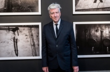 Ντέιβιντ Λιντς: Ο διασημότερος εν ζωή σουρεαλιστής γίνεται 78 χρονών 