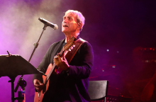 Γιώργος Νταλάρας