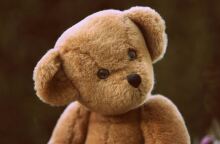 Ελεύθερη χωρίς όρους η 26χρονη για την παρακολούθηση του πρώην συζύγου της