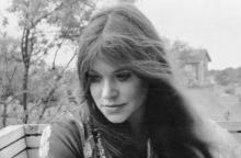 Έφυγε από τη ζωή σε ηλικία 76 χρόνων η τραγουδίστρια της φολκ Melanie