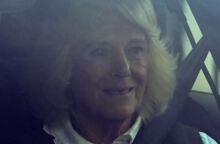 Η Καμίλα επισκέφτηκε τον Κάρολο στο νοσοκομείο για τρίτη φορά