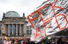 Γερμανία: Συνεχίζονται οι διαδηλώσεις κατά της ακροδεξιάς - Κλιμακώνονται οι αντιδράσεις κατά του AfD - Μέτωπο περισσότερων από 1700 οργανώσεων.