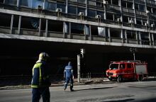 Βόμβα στο υπουργείο Εργασίας: Τρία έως πέντε κιλά εκρηκτικών - Το υλικό και η μέθοδος των δραστών - Οι εκτιμήσεις της Αντιτρομοκρατικής.