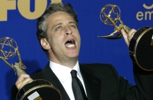 The Daily Show: O Jon Stewart επιστρέφει μετά από 9 χρόνια