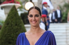 Νόνη Δούνια