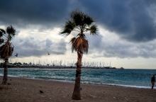 Καιρός αύριο: Συννεφιά, βροχές και καταιγίδες