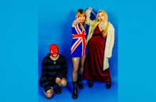 Lambrini Girls: Το βρετανικό queer punk συγκρότημα κυκλοφόρησε το νέο του single «God's Country».