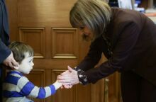 Παγκόσμια Ημέρα κατά του Παιδικού Καρκίνου: Η Κατερίνα Σακελλαροπούλου υποδέχθηκε παιδιά που ξεπέρασαν τη νόσο.