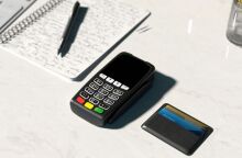 ΑΑΔΕ: Απαντά σε 5+1 κρίσιμες ερωτήσεις για το έργο της διασύνδεσης των POS με τα ταμειακά συστήματα.