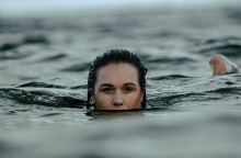 Tι είναι η εσωτερική μας φωνή και πόσο μας βοηθάει να ρίχνουμε μια ματιά μέσα της