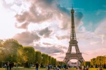 Κλειστός για πέμπτη ημέρα ο Πύργος του Άιφελ