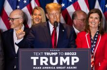  Ντόναλντ Τραμπ 