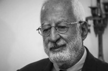 Μανόλης Χατζηγιακουμής