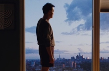 Το «Άγνωστοι μεταξύ μας» και γιατί είναι ο καιρός του