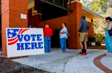 Μεγάλο φαβορί για το χρίσμα των Ρεπουμπλικανών ο πρώην πρόεδρος