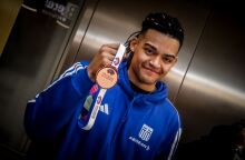 Εμμανουήλ Καραλής: Επέστρεψε Ελλάδα και αποθεώθηκε