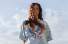 LP Giobbi: Συνέντευξη με την DJ, παραγωγό, πιανίστα και ακτιβίστρια πριν την πρώτη της εμφάνιση στην Αθήνα.