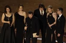 Όσκαρ 2024: Συγκίνησε ο Mstyslav Chernov για τη Μαριούπολη