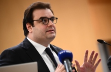 Πιερρακάκης - Μη Κρατικά AEI : Ιστορικό το νομοσχέδιο