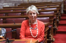 Η Έλενα Ακρίτα