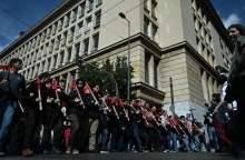 Συλλαλητήριο για τα μη κρατικα΄ΑΕΙ σε εξέλιξη