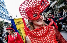 Απόκριες 2024: Με ενθουσιασμό ξεκίνησε η μεγάλη καρναβαλική παρέλαση στην Πάτρα - Η πόλη γιορτάζει - Live εικόνα από τις εκδηλώσεις.