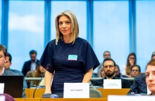 Η Μαρία Καρυστιανού