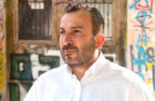 Στέφανος Παραστατίδης: Ο βουλευτής Κιλκίς του ΠΑΣΟΚ τοποθετείται για το αίτημα άρσης της ασυλίας των πρώην υπουργών Καραμανλή - Σπίρτζη.