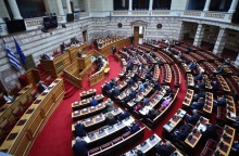 Στιγμιότυπο από τη συνεδρίαση της Ολομέλειας της Βουλής