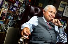 Πέθανε ο Μάρτιν Γκρίνφιλντ, επιζώντας του Ολοκαυτώματος και ράφτης προέδρων και σταρ