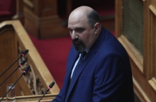 Χρήστος Τριαντόπουλος: Τι υποστήριξε στη Βουλή ο υφυπουργός Κλιματικής Αλλαγής και Πολιτικής Προστασίας για το πολύνεκρο δυστύχημα στα Τέμπη.