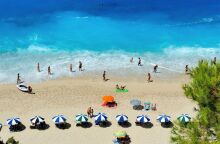 «Τουρισμός για όλους 2024»: Παρατείνεται η προθεσμία υποβολής αιτήσεων για το πρόγραμμα - Το ύψος του ποσού και οι κατηγορίες δικαιούχων.