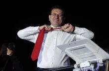 «Νικήσαμε» λέει ο Εκρέμ Ιμάμογλου καθώς επανεκλέγεται δήμαρχος της Κωνσταντινούπολης